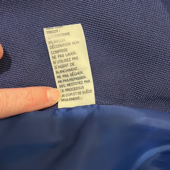 💙Peter Nygard Sz Large Royal Blue leather studded and ruffle front zip swacket. - Picture 10 of 11